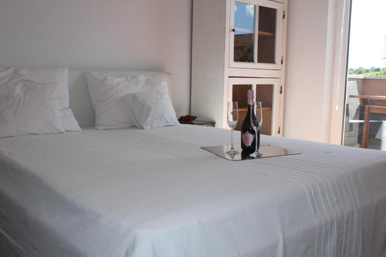 Villa Calma, Recharge Your Body And Mind Gabonjin Bagian luar foto