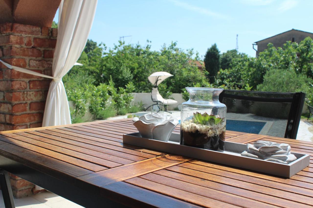 Villa Calma, Recharge Your Body And Mind Gabonjin Bagian luar foto
