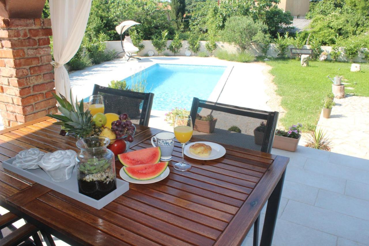 Villa Calma, Recharge Your Body And Mind Gabonjin Bagian luar foto