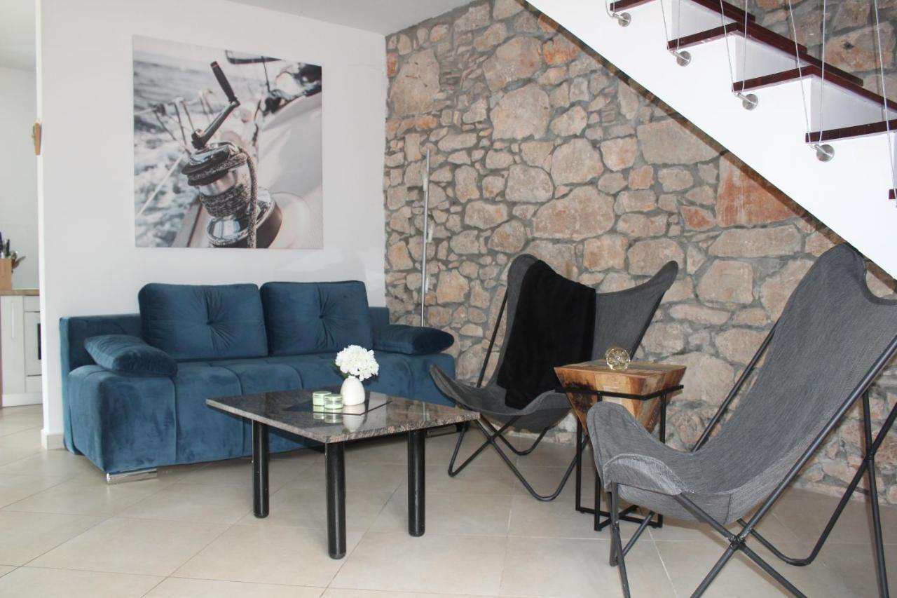 Villa Calma, Recharge Your Body And Mind Gabonjin Bagian luar foto